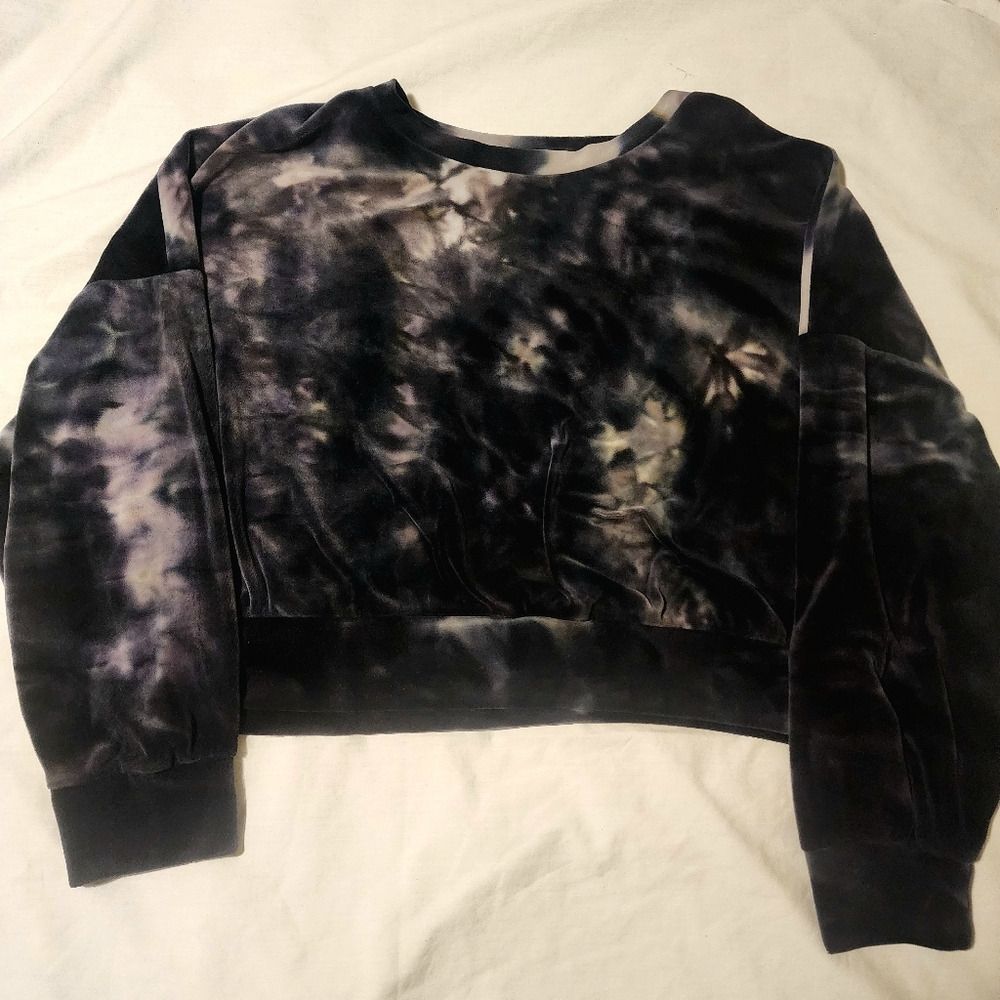 Cozie By Pink Rose Black Tie-Dye Velvet Cropped Sweatshirt
